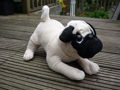 Bnwot pugs kisses playful - pugs,
